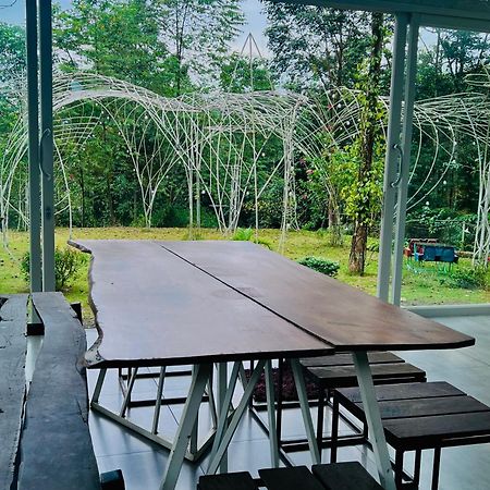 Megarden Daknong Villa Gia Nghia Exterior photo